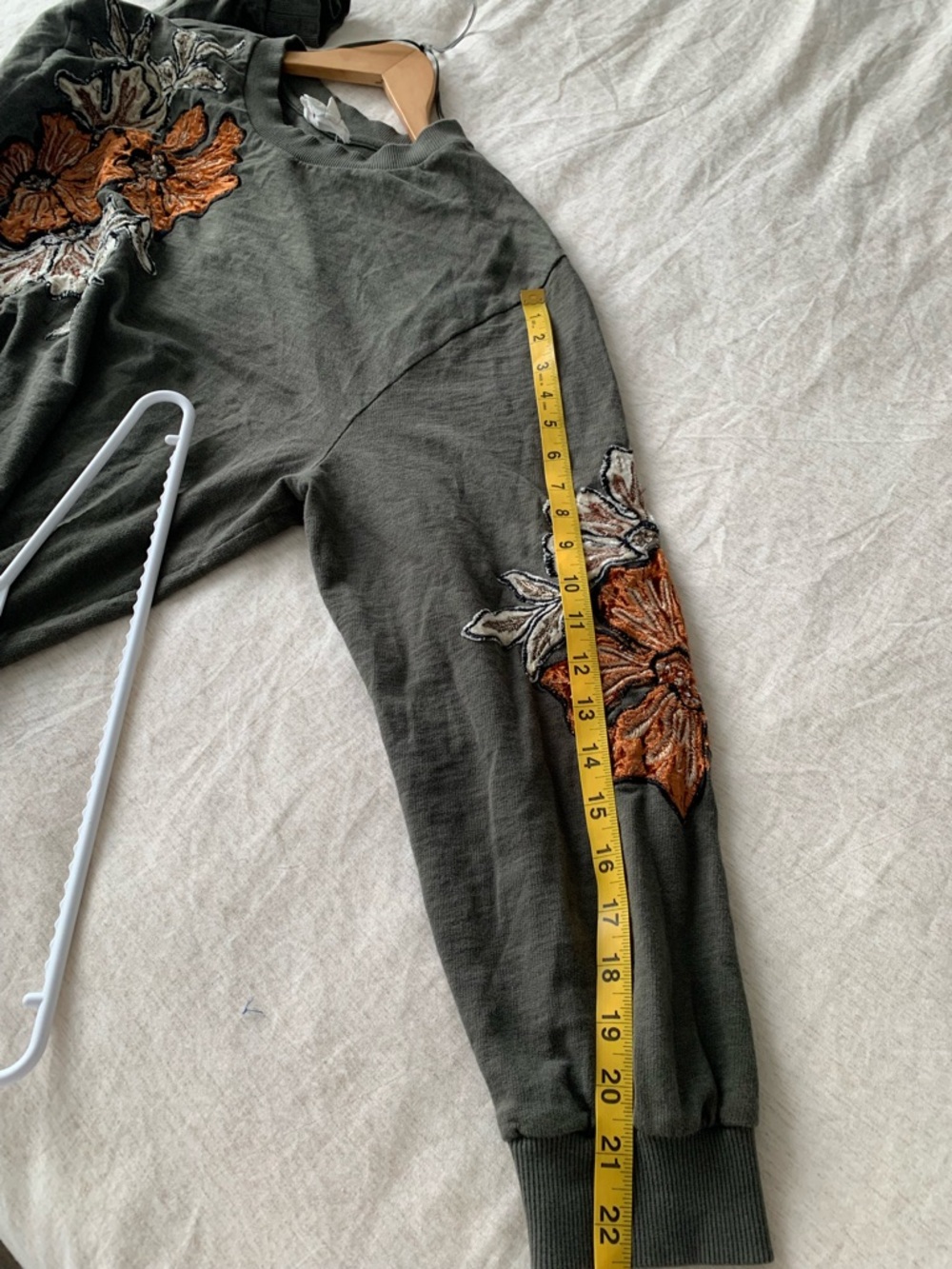 Anthropologie floral appliqué Moss cotton Embroidered Sweatshirt size XL - Picture 11 of 12
